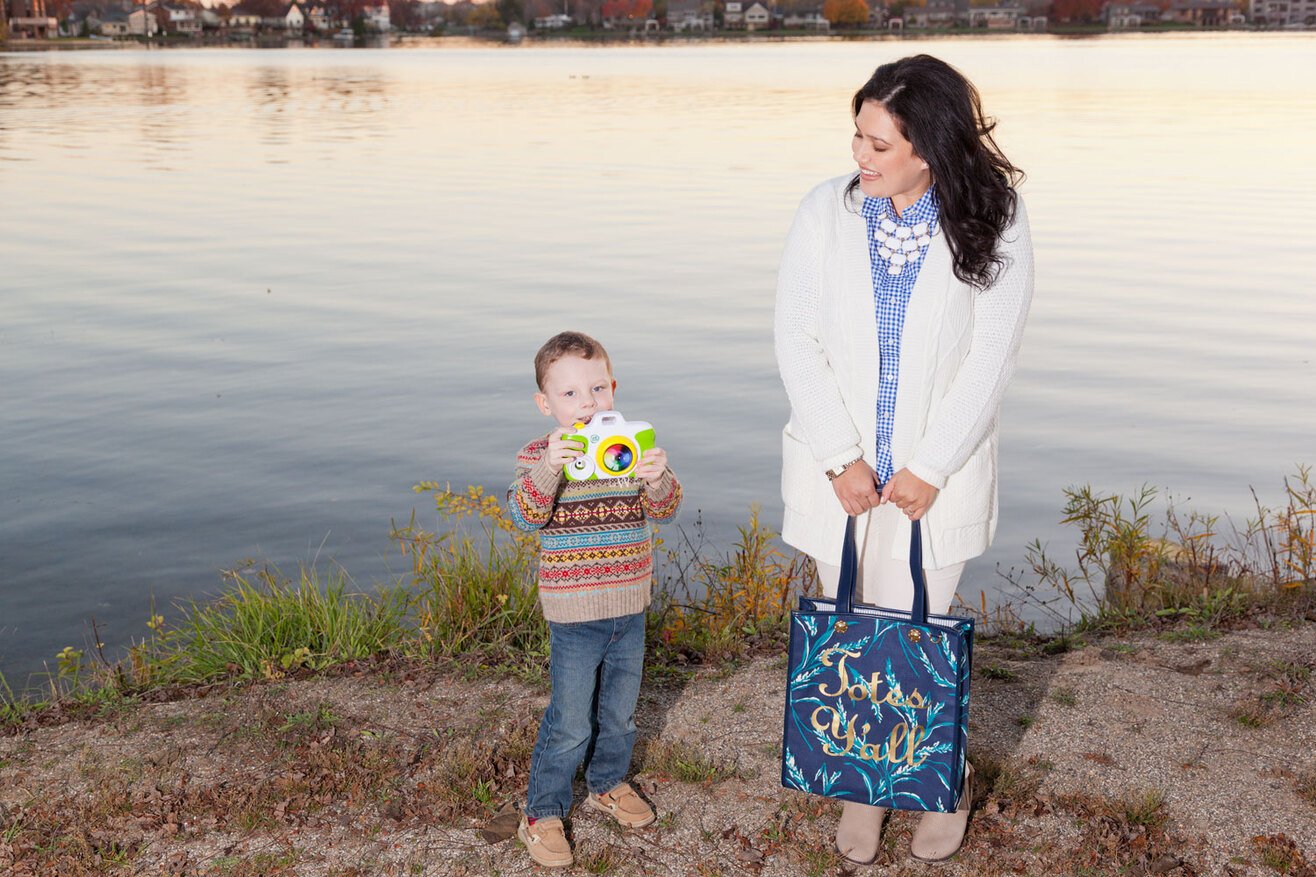 Detroit-Debutante-Draper-James-Tote-03 Img